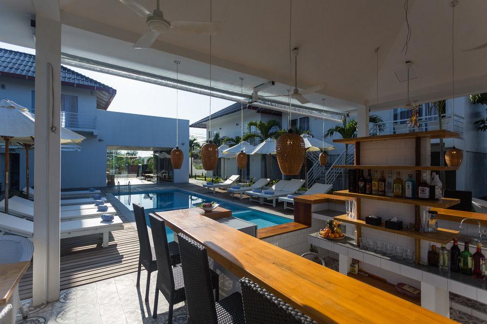 Golden River Resort 西哈努克 外观 照片